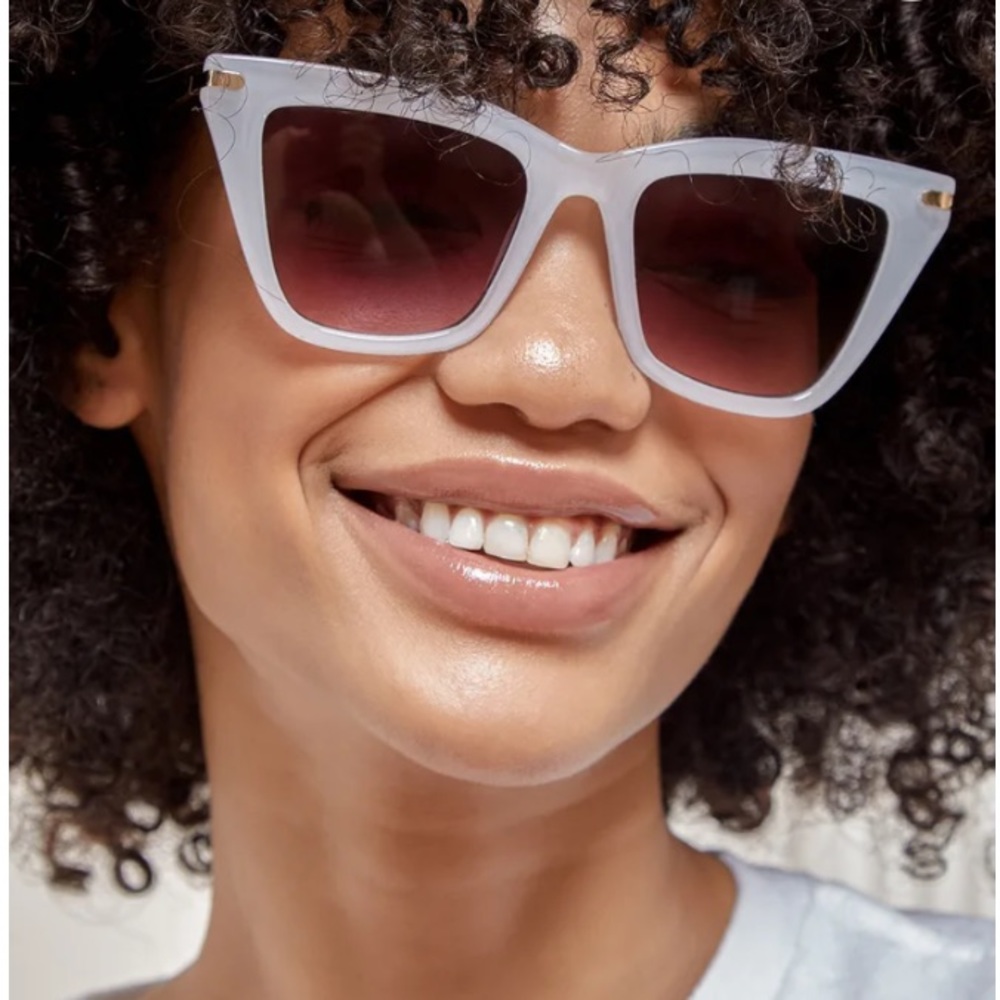 NWT Lulus White Cat Eye Sunglasses